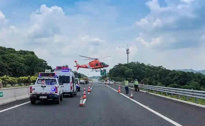 东湖区高速公路汽车救援案例